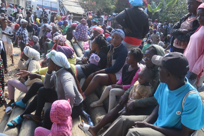 View of some of the hundreds of displaced people in the commune of Kenscoff following gang attacks between January 26 and 27. Photo by Dieugo André for The Haitian Times.
